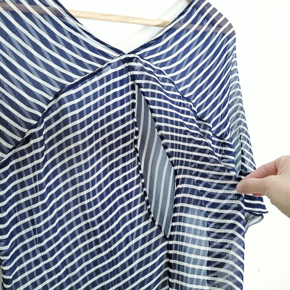 Zoa New York | Silk High Low Blouse - Picture 8 of 12